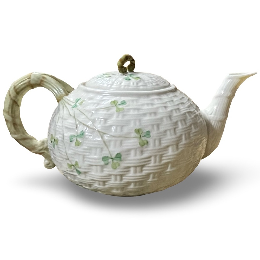 Vintage Belleek Shamrock Basketweave Tea Set - Picture 13 of 16
